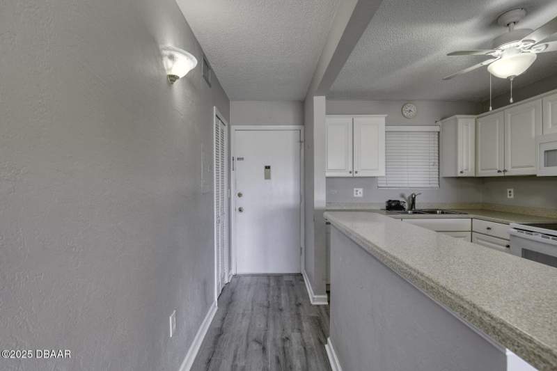 1 bedroom Condominium at 2711 N Halifax Avenue #196, Riverside Condo, Daytona Beach — photo 5