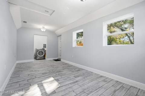 1215 Leon Lane, Daytona Beach FL - photo 10 of 34