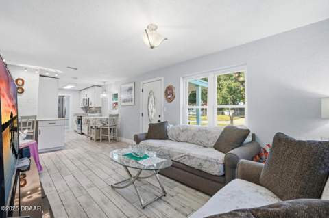 1215 Leon Lane, Daytona Beach FL - photo 12 of 34