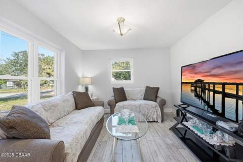 1215 Leon Lane, Daytona Beach FL - photo 13 of 34