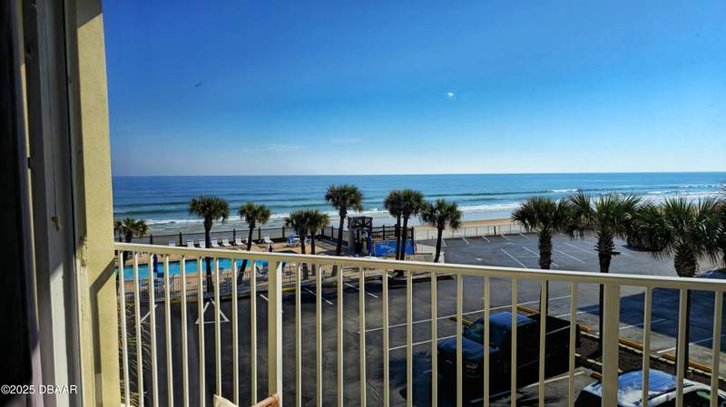 0 bedroom Condotel at 1233 S Atlantic Avenue #306, Sea Dip Resort, Daytona Beach — photo 2
