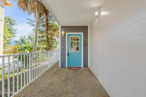 824 Eel Avenue, New Smyrna Beach FL - photo 7 of 134