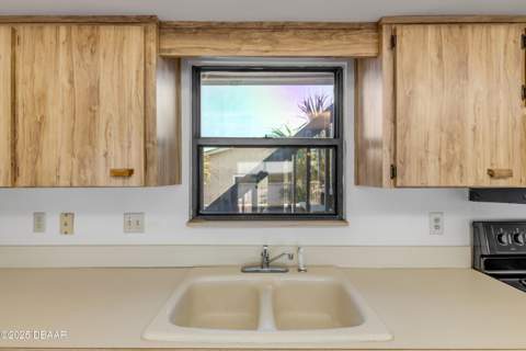 824 Eel Avenue, New Smyrna Beach FL - photo 13 of 134
