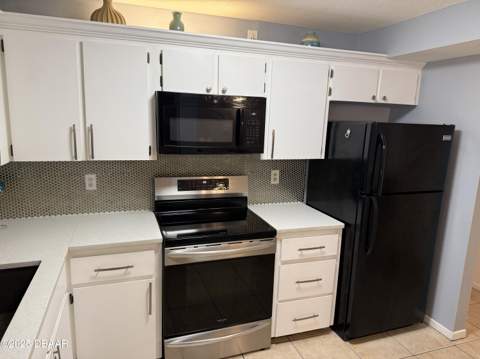 216 Glenview Boulevard #103, Daytona Beach FL - photo 8 of 15