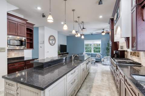 20 Spanish Oak Lane, Ormond Beach FL - photo 22 of 96
