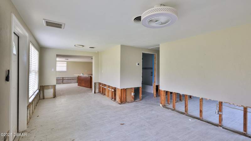 3 bedroom Single Family Residence at 746 Biro Drive, Old Sugar Mill, Port Orange — photo 4
