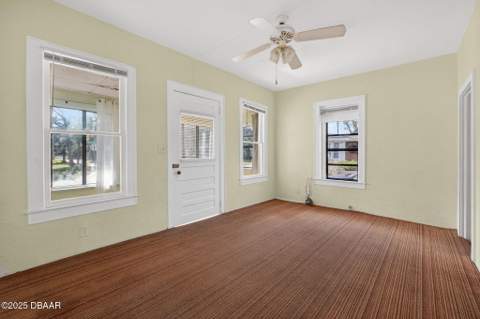 146 Kingston Avenue, Daytona Beach FL - photo 11 of 37