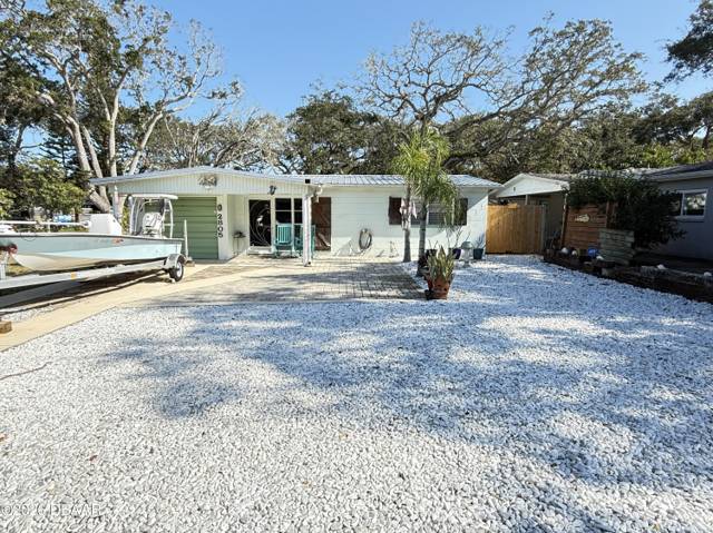 2805 Saxon Drive