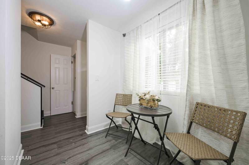 2 bedroom Condominium at 480 Reed Canal Road #13, Riverwood Village Condo, South Daytona — photo 4