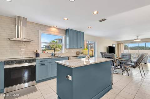 103 Peninsula Winds Drive, Ormond Beach FL - photo 8 of 57