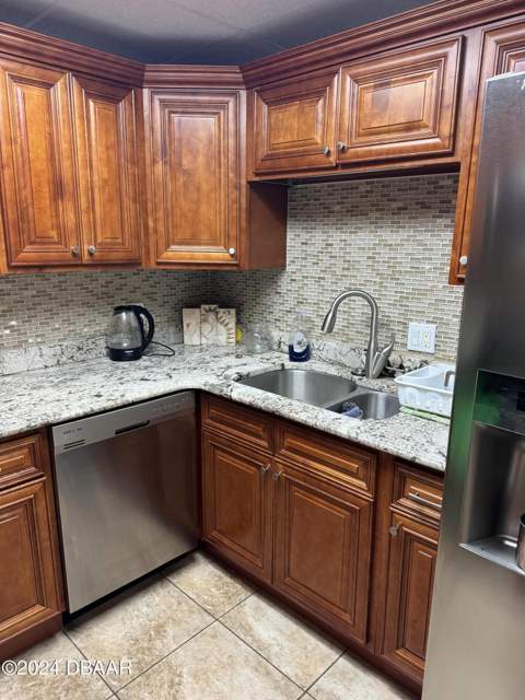 935 N Halifax Avenue #402, Daytona Beach FL - photo 20 of 37