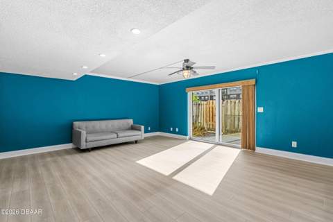 625 N Halifax Avenue #11, Daytona Beach FL - photo 21 of 39