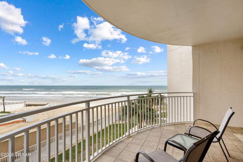 3 bedroom Condominium at 2403 S Atlantic Avenue #309, St Maarten, Daytona Beach Shores — photo 5