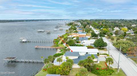 482 Riverside Drive, Ormond Beach FL - photo 7 of 56