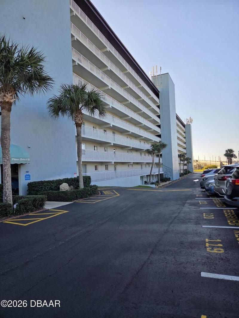 2 bedroom Condominium at 100 Silver Beach Avenue #214, Riverplace One Hundred, A Condo, Daytona Beach — photo 4