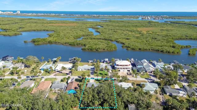 Harbor Oaks