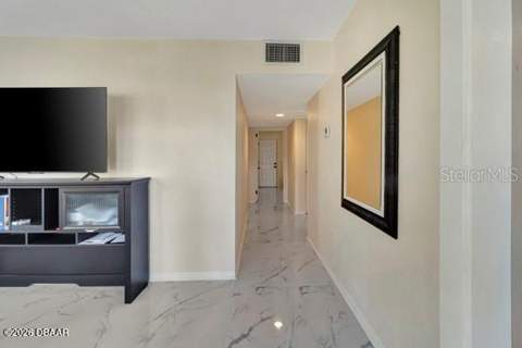 635 Mccormick Street, Daytona Beach FL - photo 9 of 20