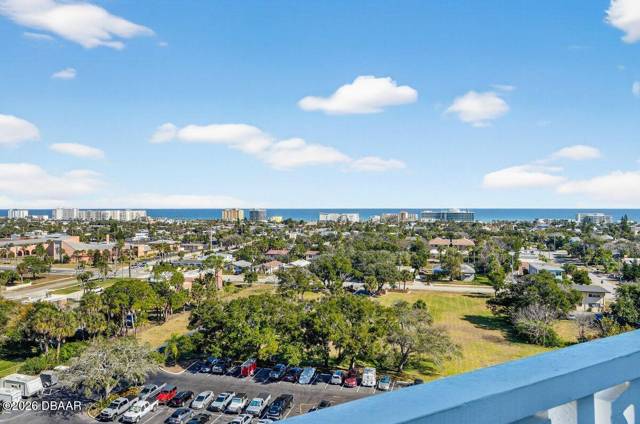 Bayshore Bath & Tennis Club Condo