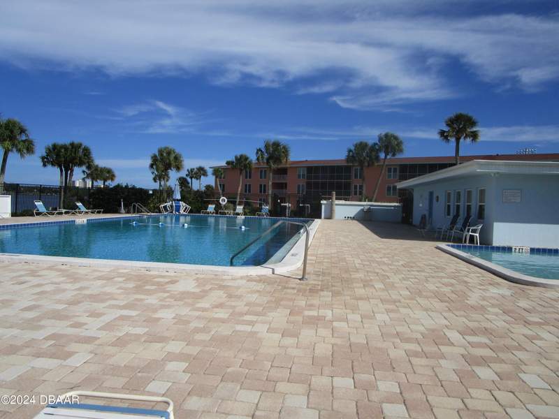 2 bedroom Condominium at 715 S Beach Street #311D, River House, Daytona Beach — photo 4