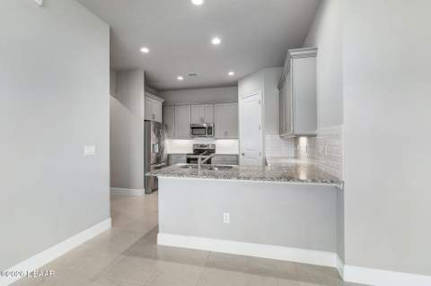 89 Longridge Lane, Ormond Beach FL - photo 12 of 62