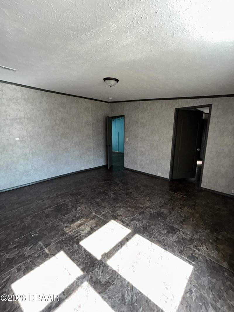 3 bedroom Manufactured Home at 1158 Coquina Bluff, Oak Bluff, Daytona Beach — photo 3