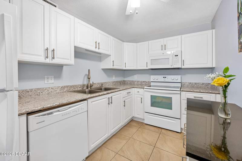 1 bedroom Condominium at 2711 N Halifax Avenue #478, Riverside Condo, Daytona Beach — photo 5