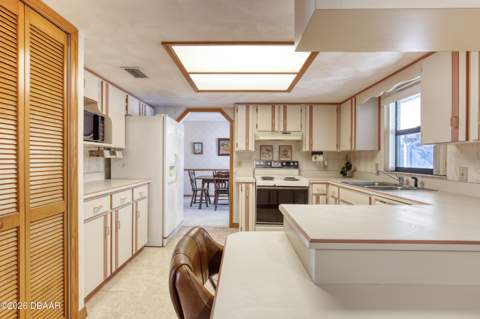 1208 Mardrake Road, Daytona Beach FL - photo 18 of 48