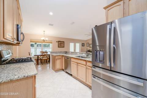 633 Art Center Avenue, New Smyrna Beach FL - photo 8 of 27