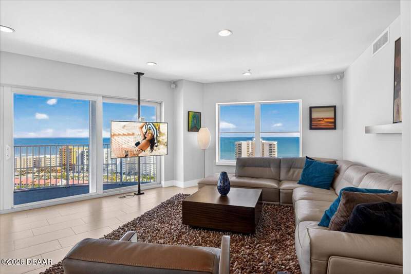 3 bedroom Condominium at 2 Oceans West Boulevard #2006, Oceans Grand Condo, Daytona Beach Shores — photo 4