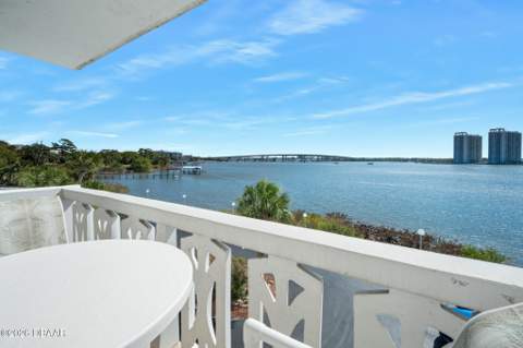 925 N Halifax Avenue #204, Daytona Beach FL - photo 16 of 49