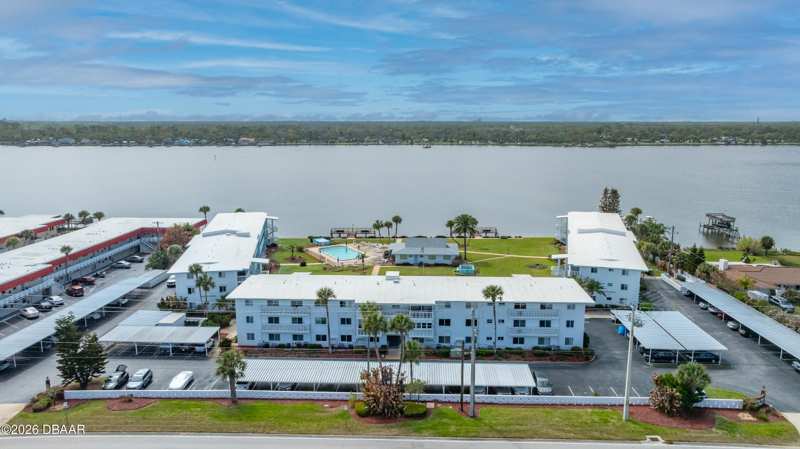 2 bedroom Condominium at 3009 N Halifax Avenue #A1, Daytona Beach Harbour Apts Inc, Daytona Beach — photo 1