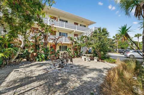102 S Peninsula Drive #202, Daytona Beach FL - photo 22 of 23
