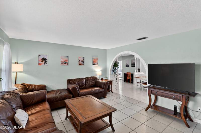 4 bedroom Single Family Residence at 1078 Chelsea Way, Kingswood, Port Orange — photo 4