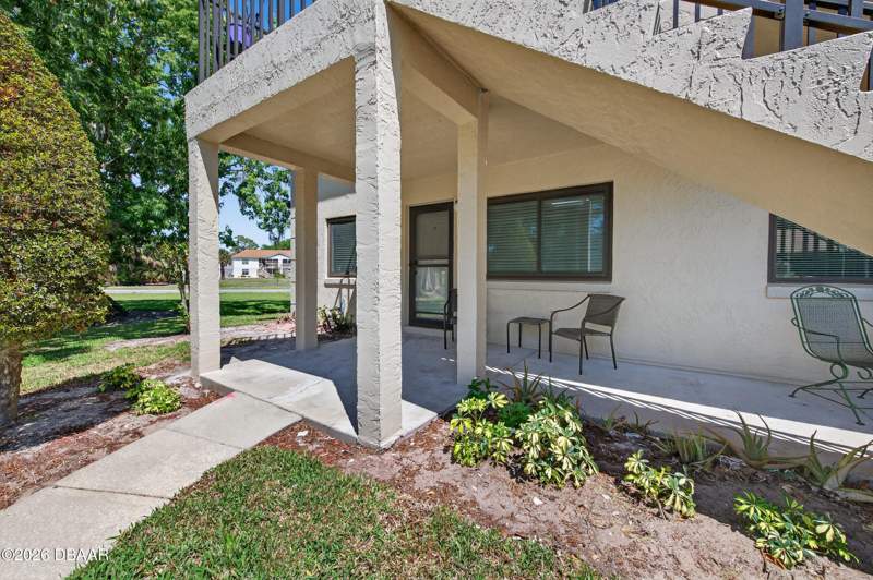 2 bedroom Condominium at 1601 Big Tree Road #101, Yorktowne Villas, Daytona Beach — photo 3