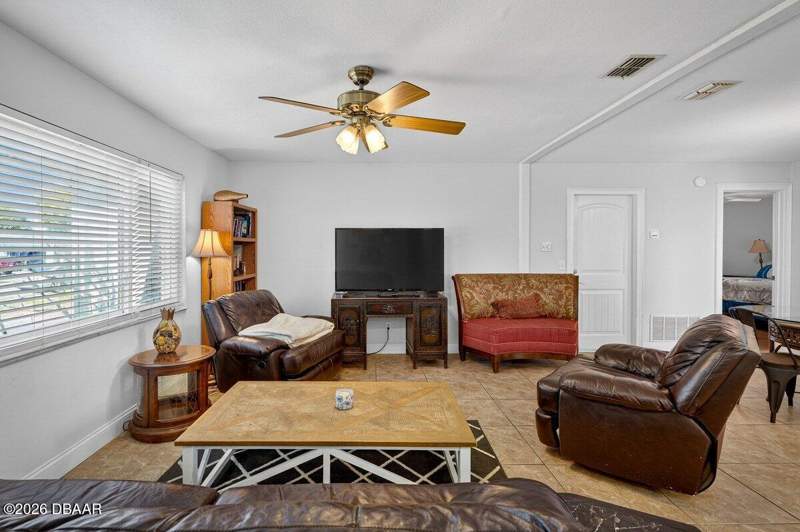 3 bedroom Single Family Residence at 199 Gibson Way, Brandy Hills, Port Orange — photo 4