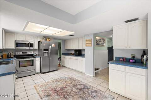 20 Putnam Avenue, Ormond Beach FL - photo 7 of 48
