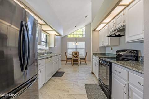 825 Clear Lake Drive, Port Orange FL - photo 19 of 44