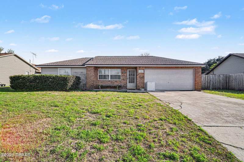 3 bedroom Single Family Residence at 2675 Gramercy Drive, Deltona Lakes, Deltona — photo 1