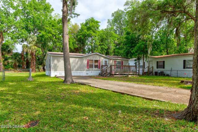 1040 Green Acres Circle