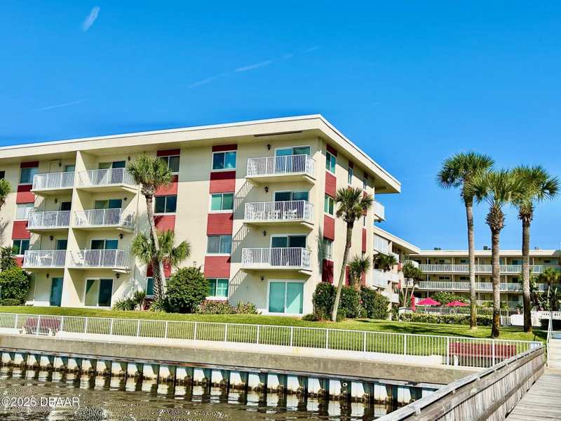 1 bedroom Condominium at 2711 N Halifax Avenue #374, Riverside Condo, Daytona Beach — photo 1