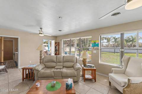 1124 Waverly Drive, Daytona Beach FL - photo 18 of 61