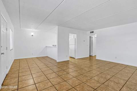 411 N Halifax Avenue #210, Daytona Beach FL - photo 6 of 30