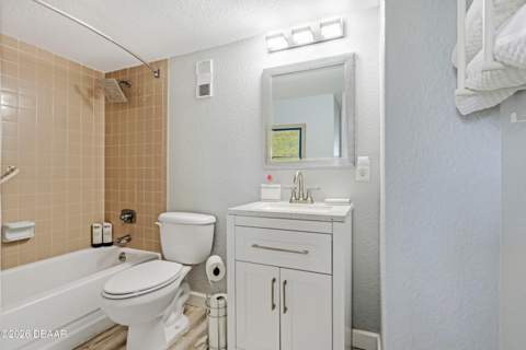 925 N Halifax Avenue #307, Daytona Beach FL - photo 18 of 43