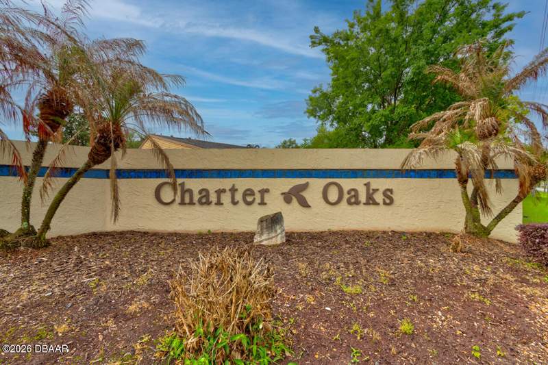 2 bedroom Townhouse at 1262 Charter Oaks Circle, Charter Oaks, Holly Hill — photo 2