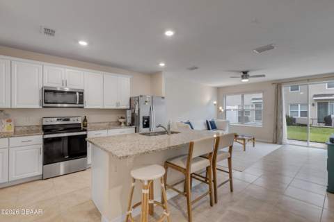 60 Bella Oaks Drive, Port Orange FL - photo 9 of 37