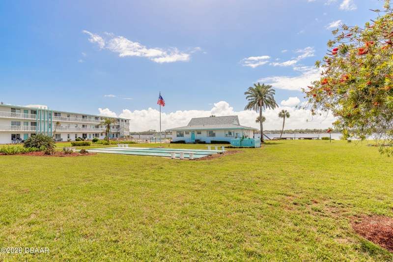 2 bedroom Condominium at 3015 N Halifax Avenue #C7, Daytona Beach Harbour Apts Inc, Daytona Beach — photo 5