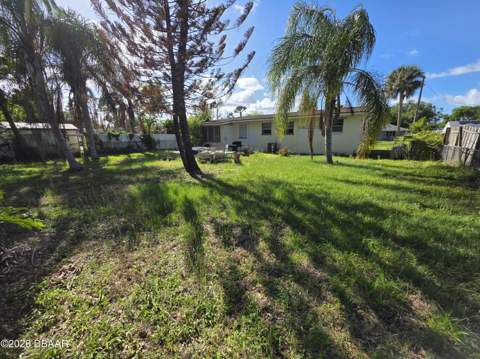 563 Martha Drive, Holly Hill FL - photo 6 of 20