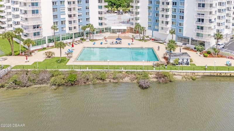 2 bedroom Condominium at 925 N Halifax Avenue #307, Bayshore Bath & Tennis Club Condo, Daytona Beach — photo 5