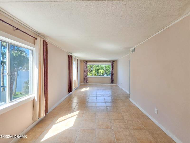 2 bedroom Condominium at 415 N Halifax Avenue #216, Acqua At Daytona Beach Condo, Daytona Beach — photo 5