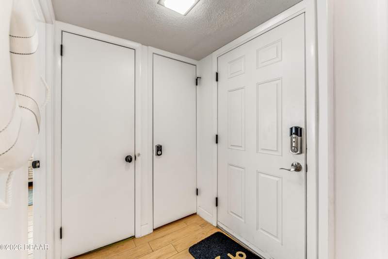 1 bedroom Condominium at 935 Ocean Shore Boulevard #303, Bent Palm Club Condo Assn, Ormond Beach — photo 4